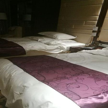 Xingzhou International Hotel 漢中市 エクステリア 写真