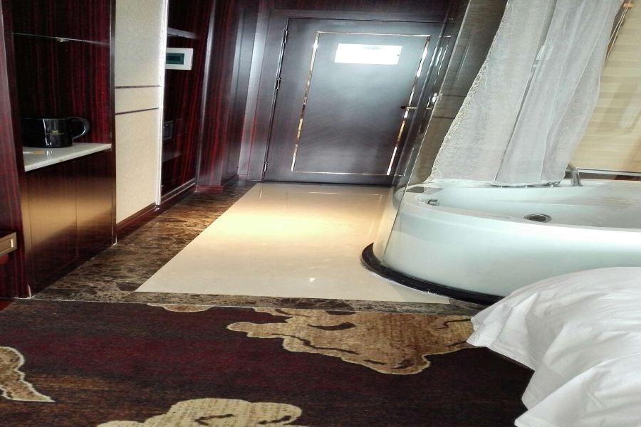 Xingzhou International Hotel 漢中市 エクステリア 写真