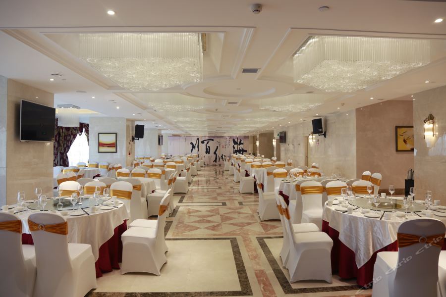 Xingzhou International Hotel 漢中市 エクステリア 写真