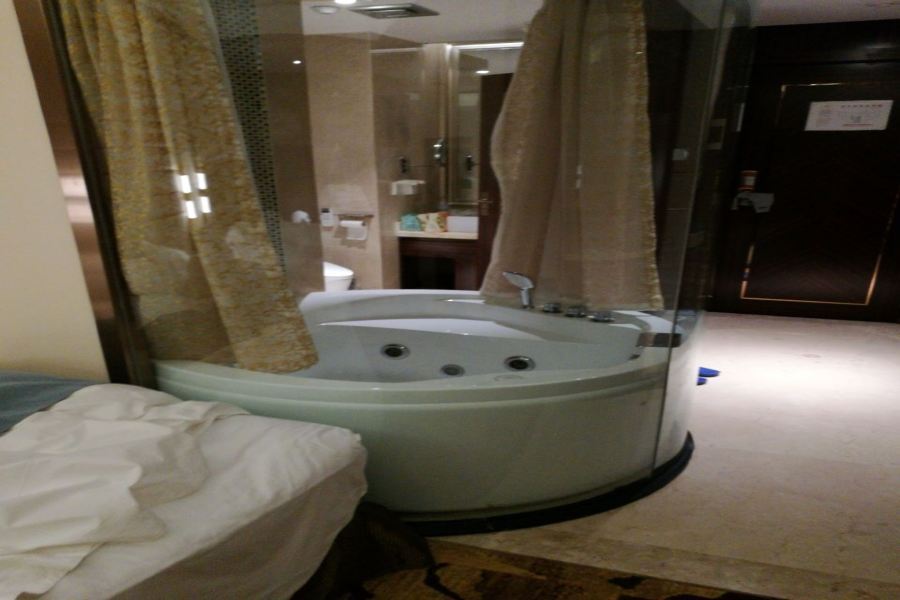 Xingzhou International Hotel 漢中市 エクステリア 写真