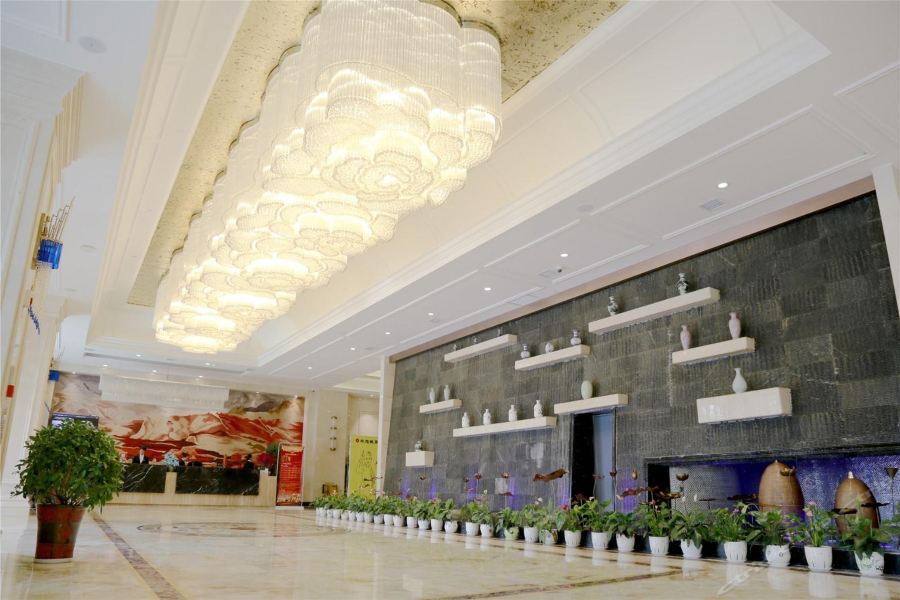 Xingzhou International Hotel 漢中市 エクステリア 写真